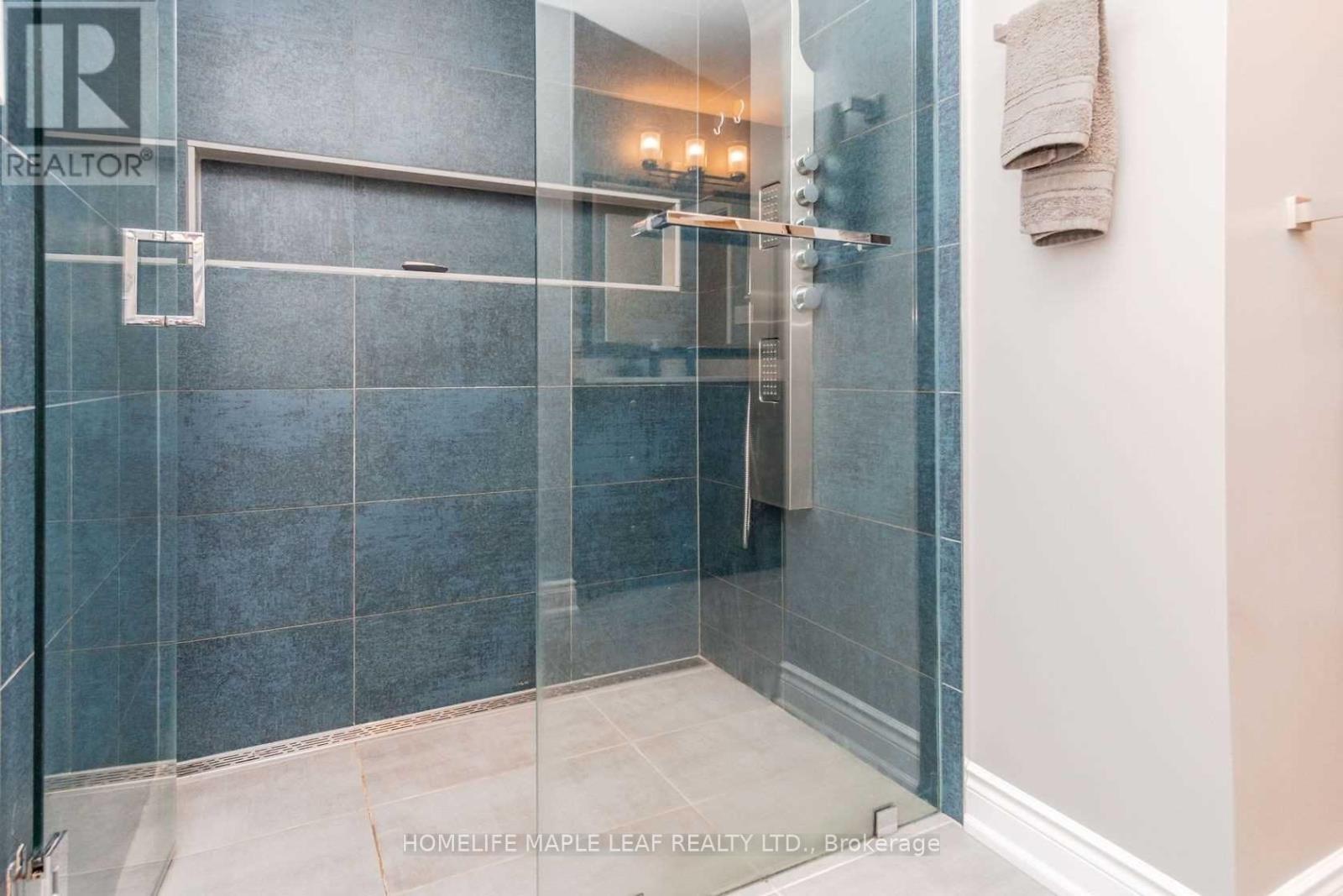 43 Donisi Avenue, Vaughan, Ontario  L4J 6G6 - Photo 28 - N12487842