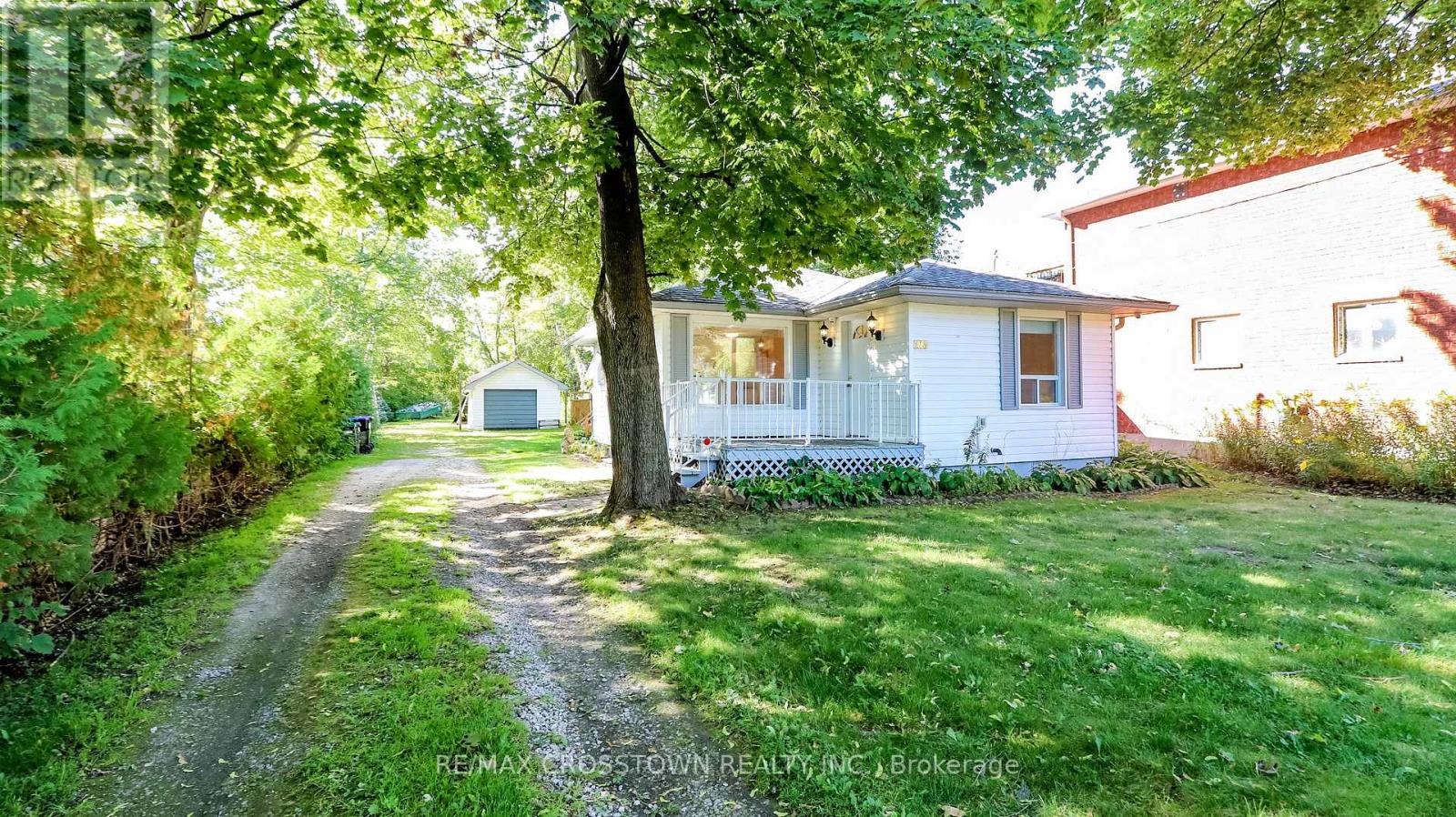 673 Roberts Road, Innisfil, Ontario  L9S 2E3 - Photo 2 - N12487960