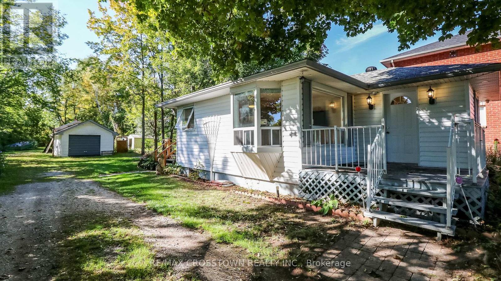 673 Roberts Road, Innisfil, Ontario  L9S 2E3 - Photo 3 - N12487960