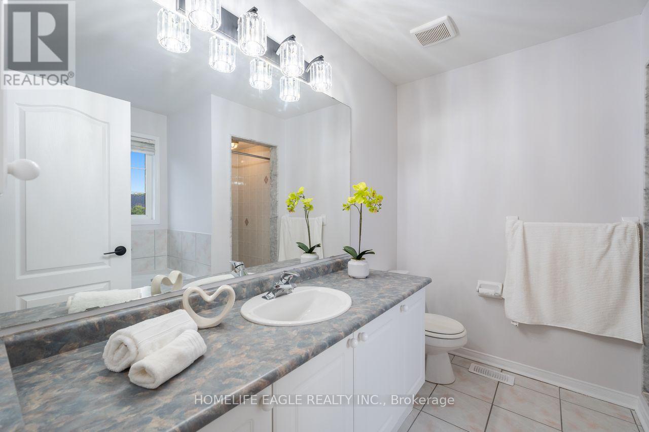 42 Millcliff Circle, Aurora, Ontario  L4G 7N7 - Photo 13 - N12488092