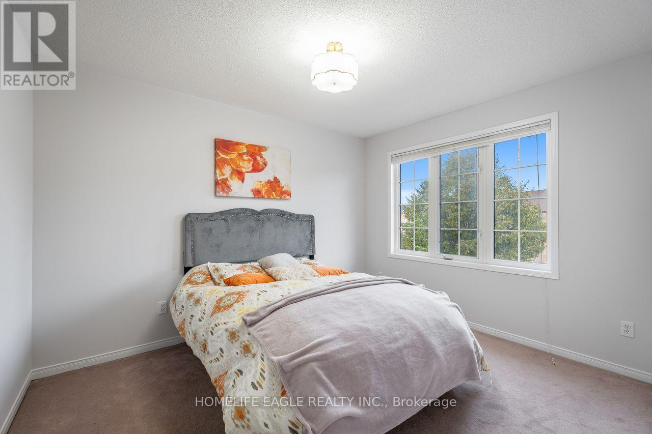 42 Millcliff Circle, Aurora, Ontario  L4G 7N7 - Photo 14 - N12488092