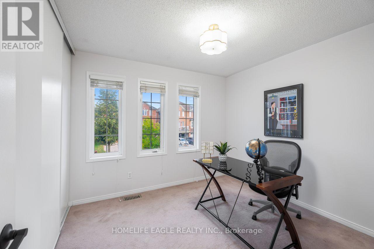 42 Millcliff Circle, Aurora, Ontario  L4G 7N7 - Photo 16 - N12488092