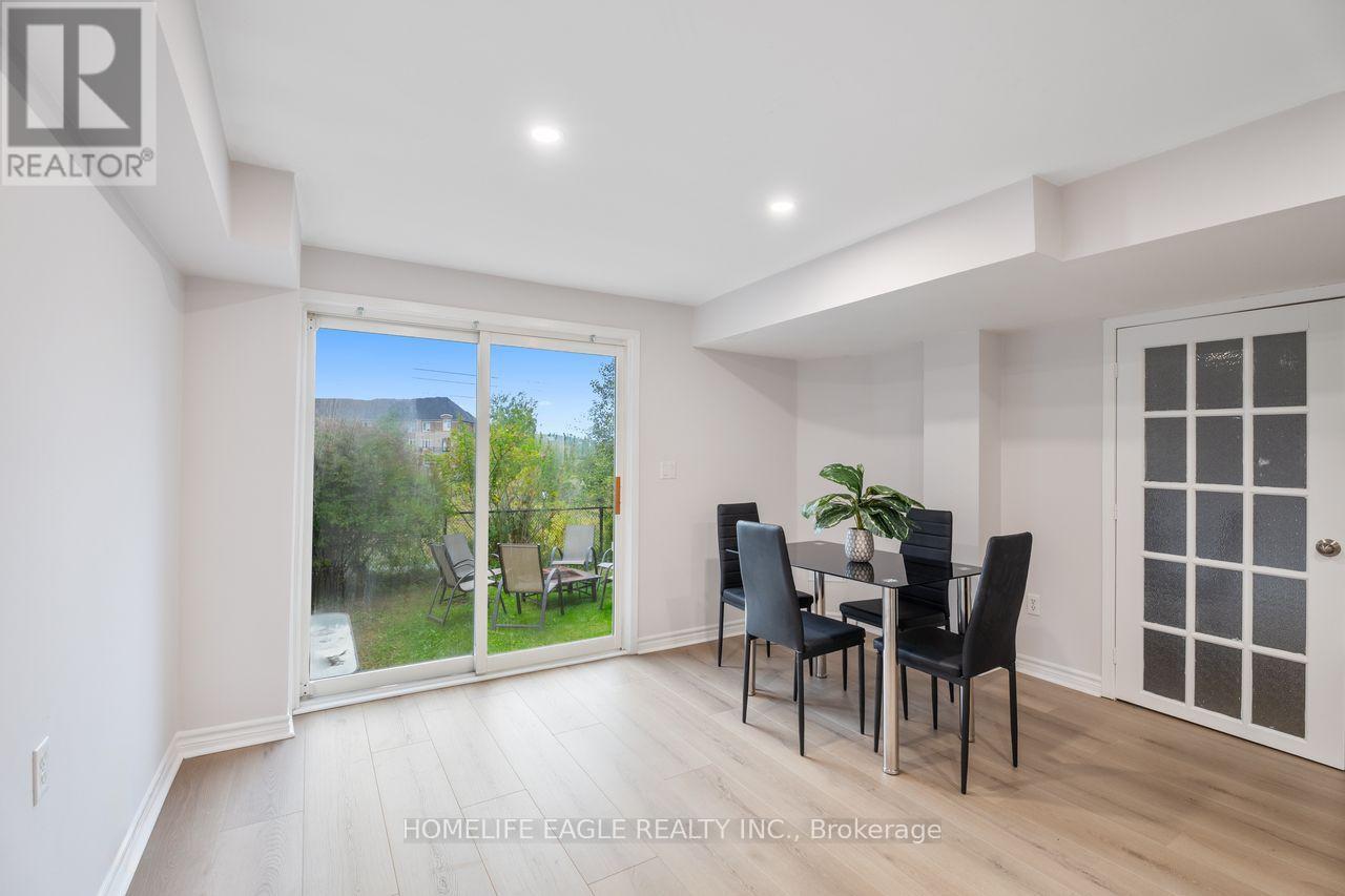 42 Millcliff Circle, Aurora, Ontario  L4G 7N7 - Photo 18 - N12488092