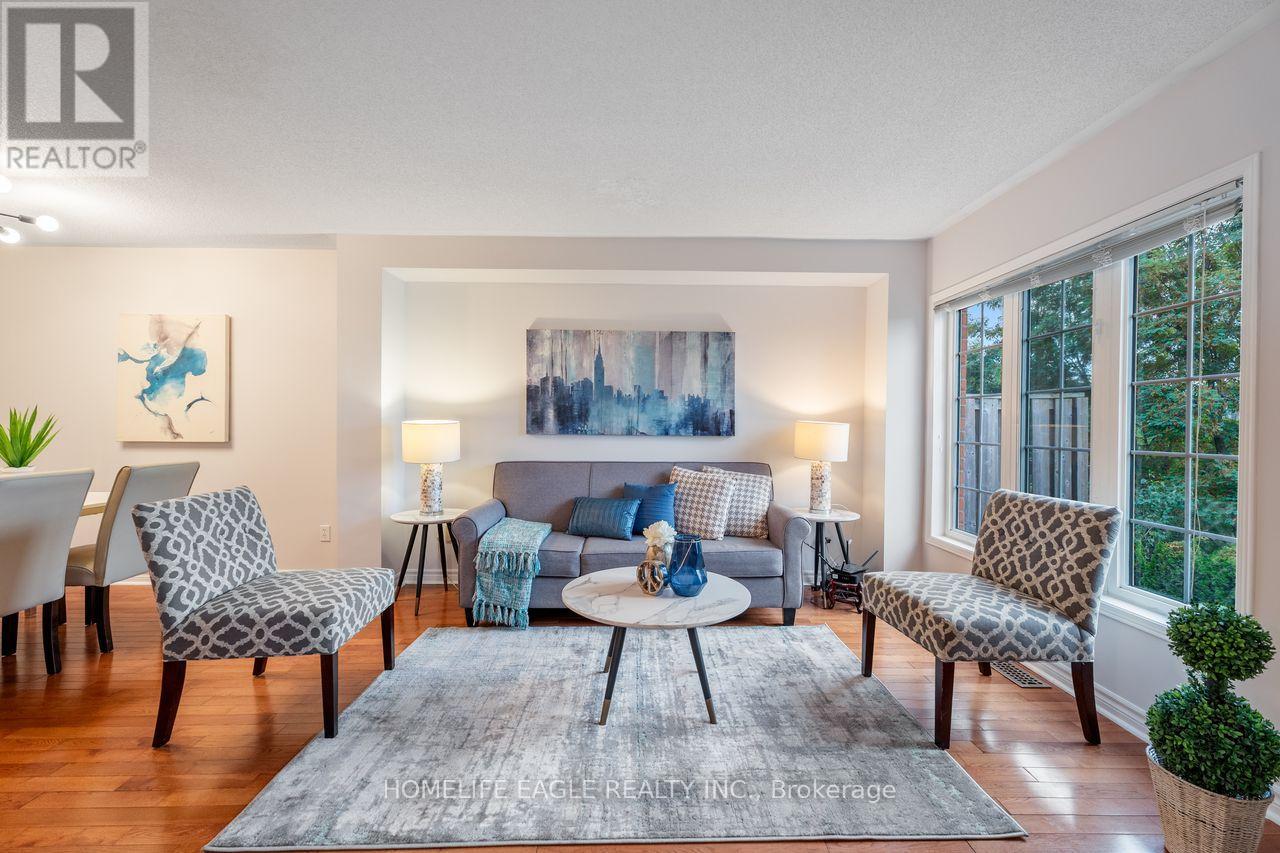 42 Millcliff Circle, Aurora, Ontario  L4G 7N7 - Photo 5 - N12488092