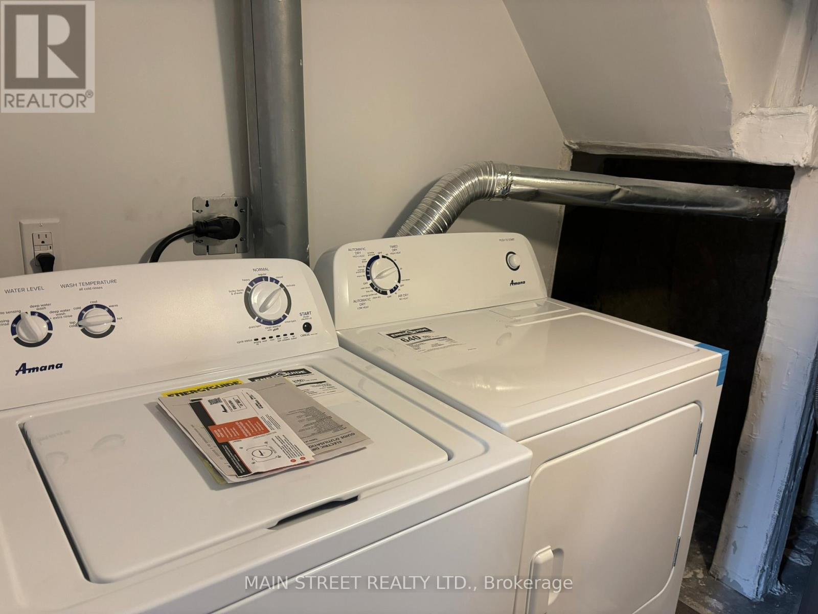 76 William Honey Crescent, Markham, Ontario  L3S 2M1 - Photo 6 - N12488096