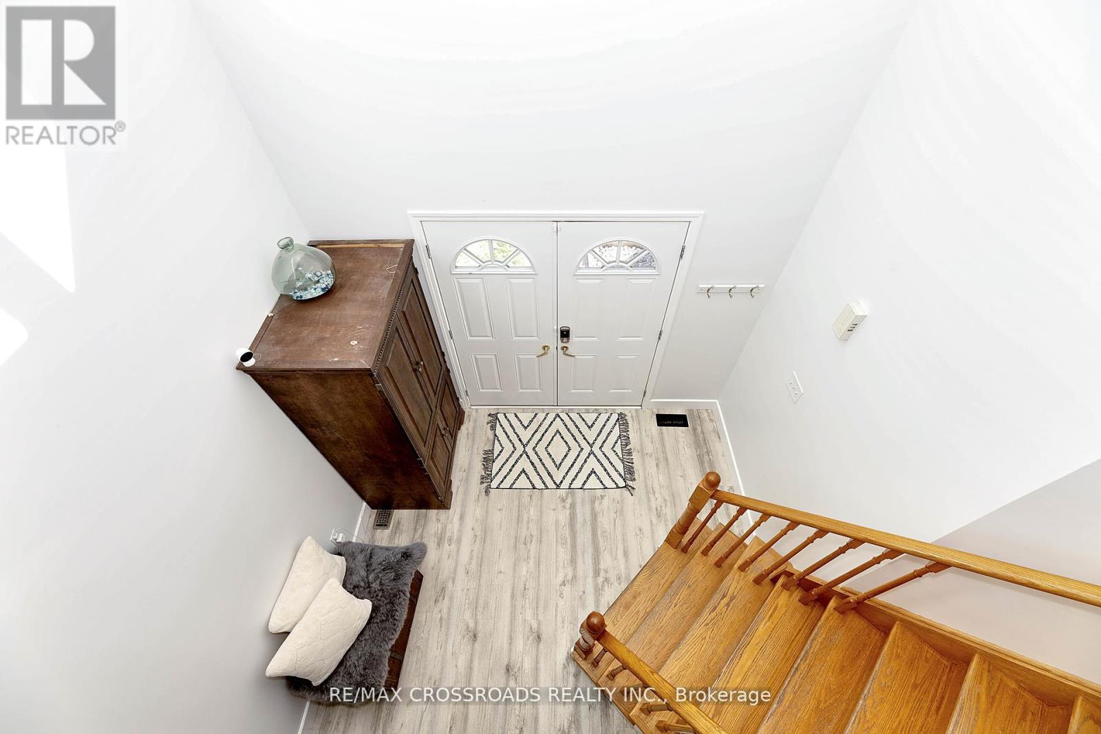 1220 Laurand Street, Innisfil, Ontario  L9S 0E6 - Photo 7 - N12488114