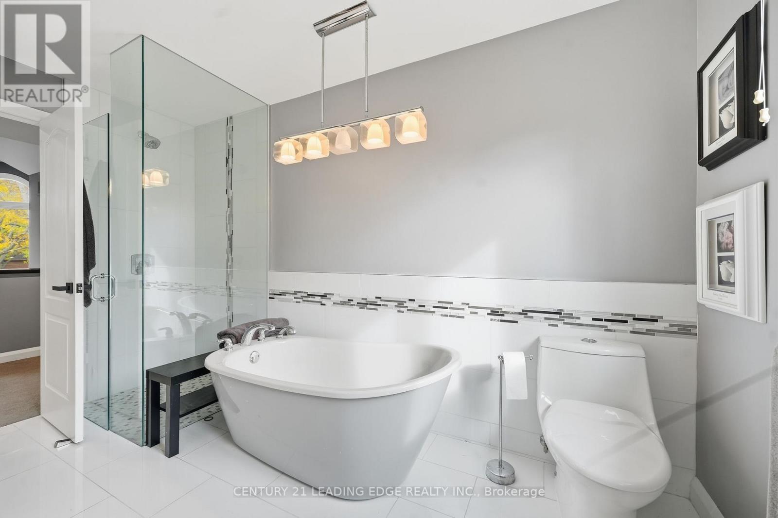 17 Celebrity Place, Markham, Ontario  L3P 7N6 - Photo 27 - N12488138