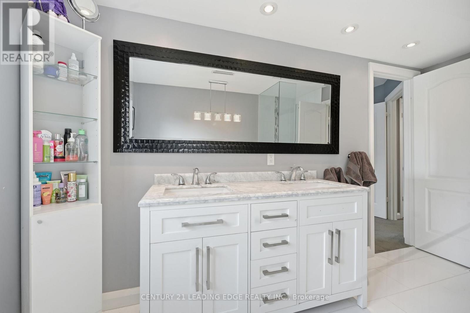 17 Celebrity Place, Markham, Ontario  L3P 7N6 - Photo 28 - N12488138