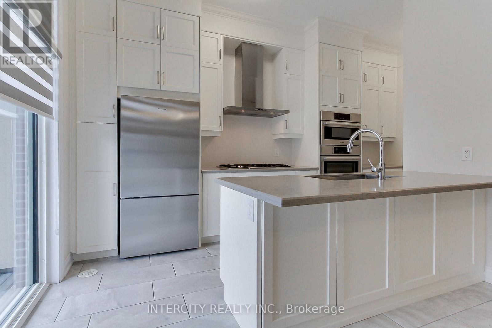 7 Adaskin Avenue, Vaughan, Ontario  L6A 4Z8 - Photo 15 - N12488180