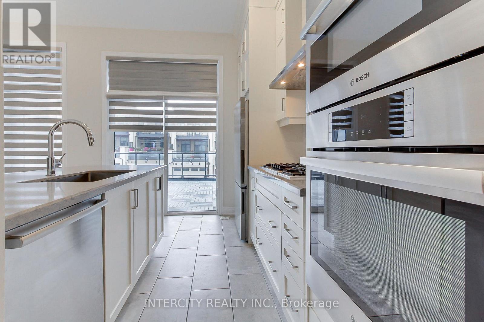 7 Adaskin Avenue, Vaughan, Ontario  L6A 4Z8 - Photo 18 - N12488180