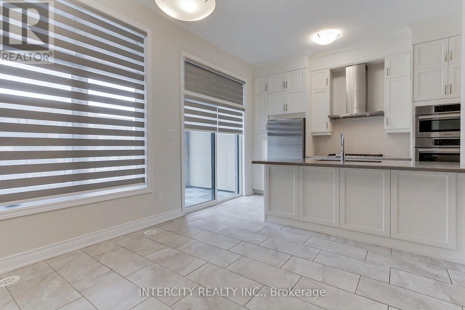 7 Adaskin Avenue, Vaughan, Ontario  L6A 4Z8 - Photo 21 - N12488180