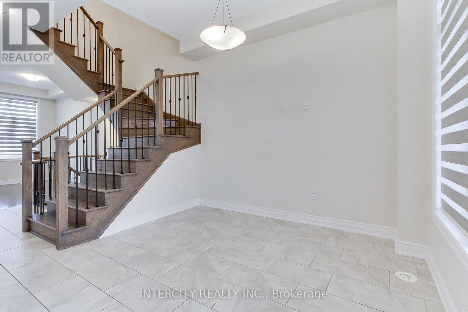 7 Adaskin Avenue, Vaughan, Ontario  L6A 4Z8 - Photo 23 - N12488180