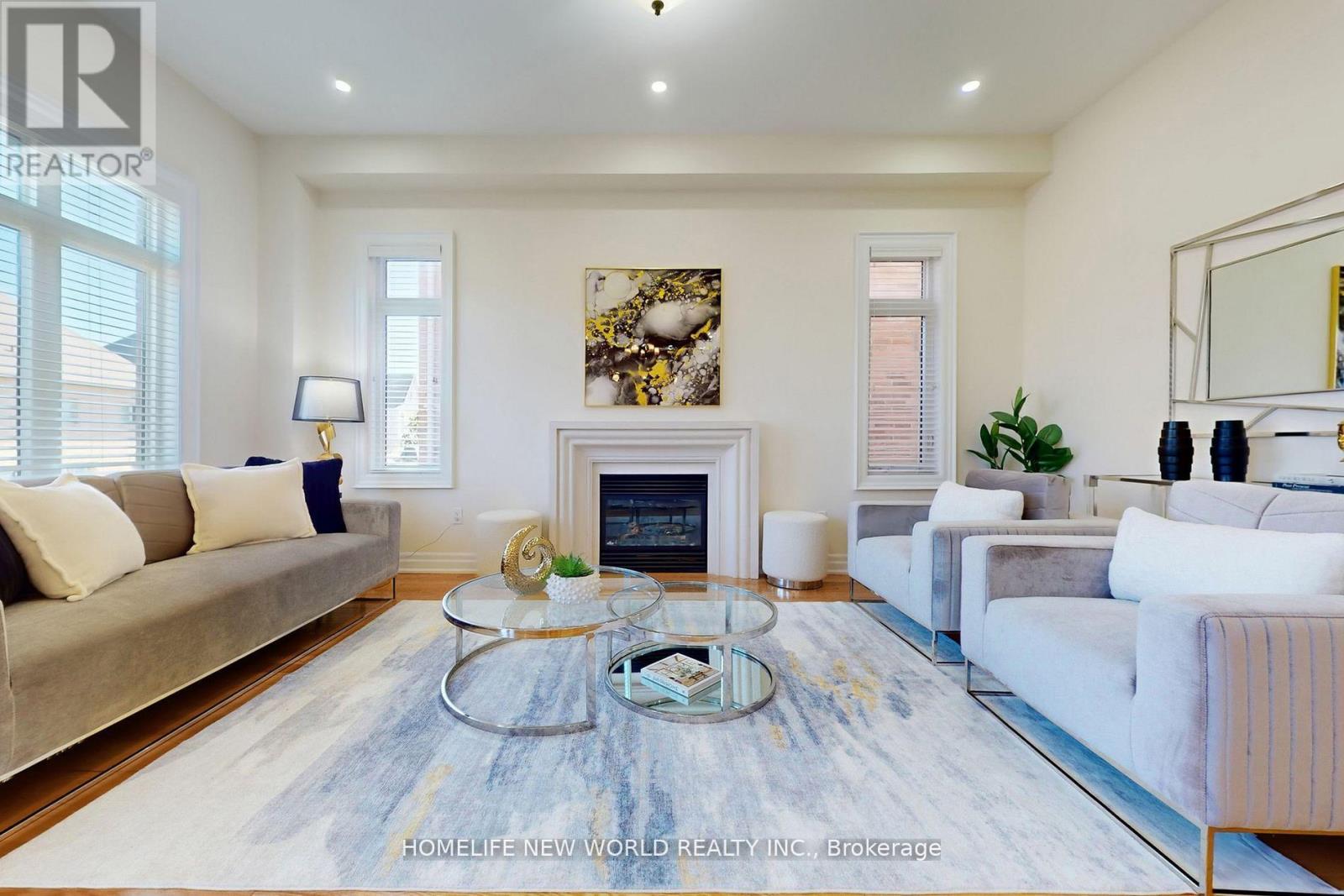 36 Strawbridge Farm Drive, Aurora, Ontario  L4G 0V3 - Photo 9 - N12488182