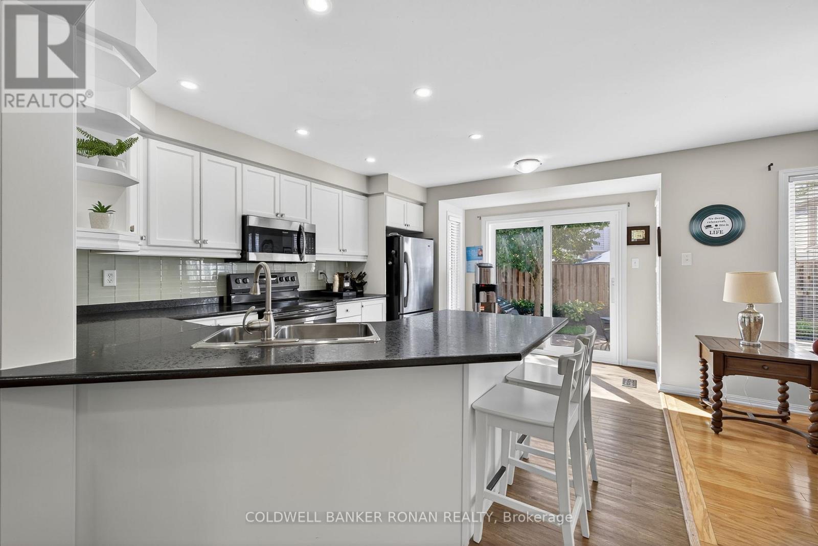 22 Callander Crescent, New Tecumseth, Ontario  L9R 0B4 - Photo 8 - N12488186