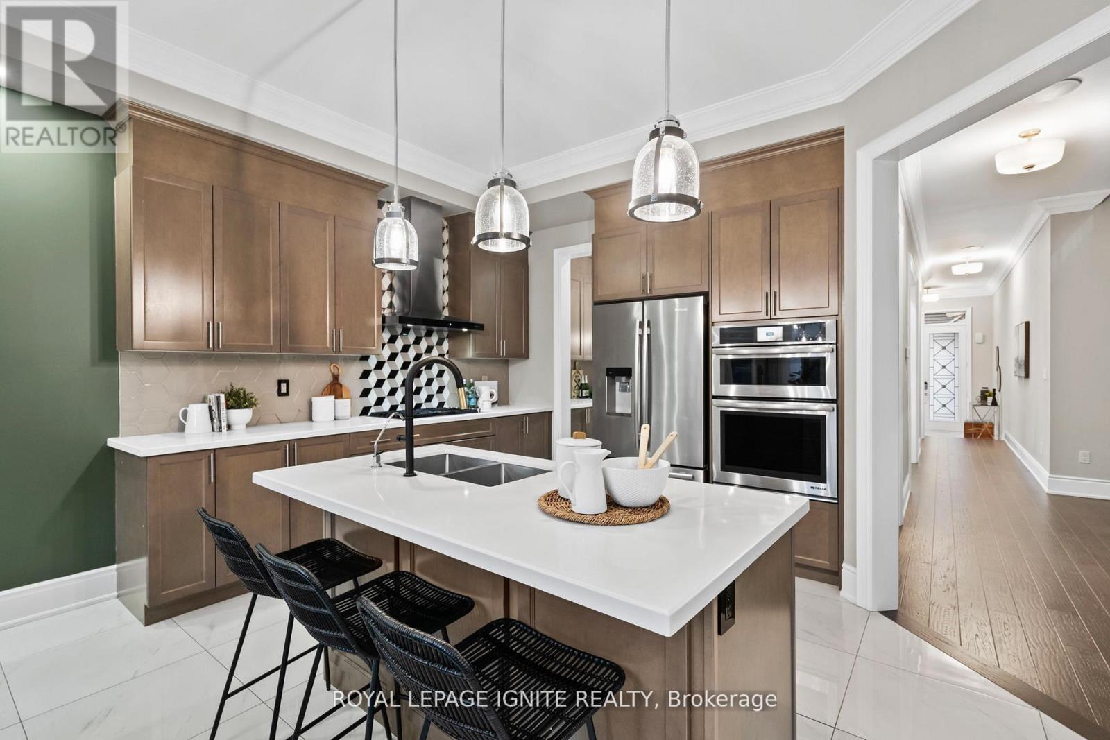 32 Lewis Avenue, Bradford West Gwillimbury (Bradford), Ontario  L3Z 0W9 - Photo 23 - N12488188