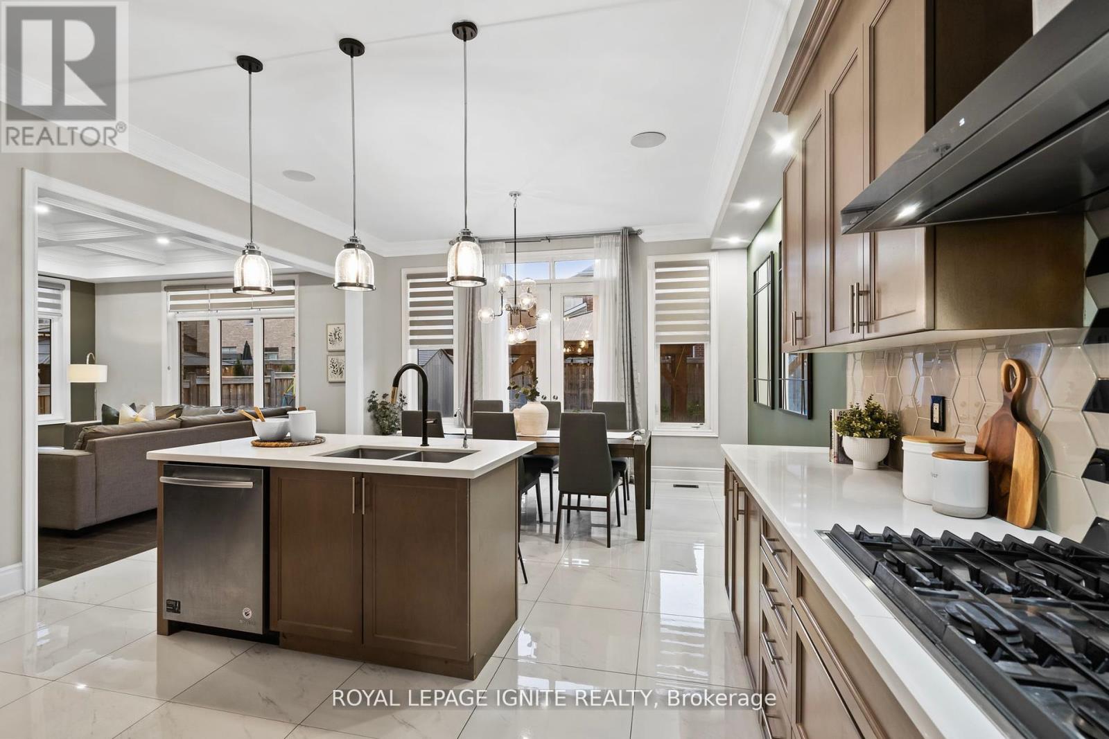 32 Lewis Avenue, Bradford West Gwillimbury (Bradford), Ontario  L3Z 0W9 - Photo 25 - N12488188