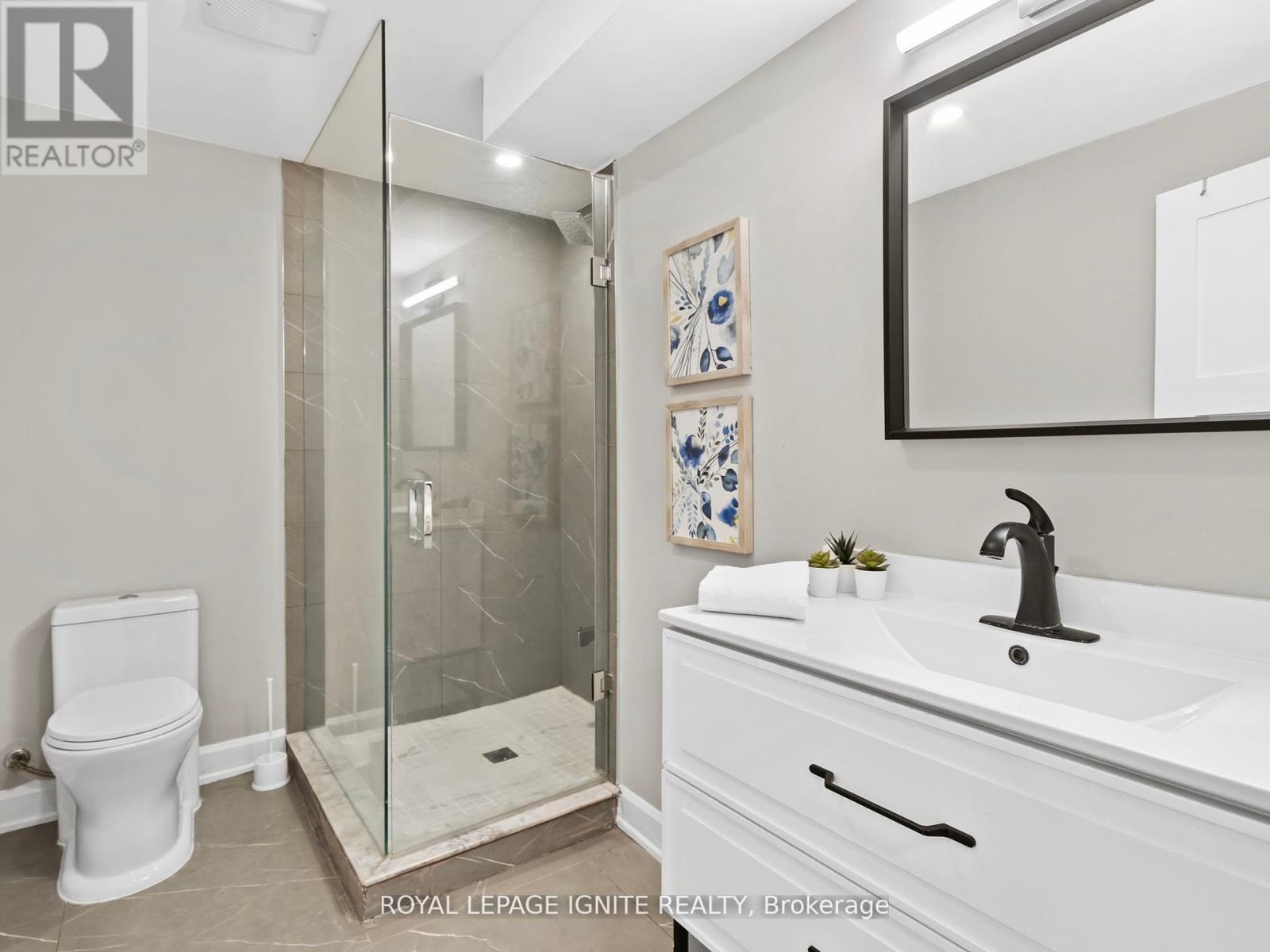 32 Lewis Avenue, Bradford West Gwillimbury (Bradford), Ontario  L3Z 0W9 - Photo 49 - N12488188