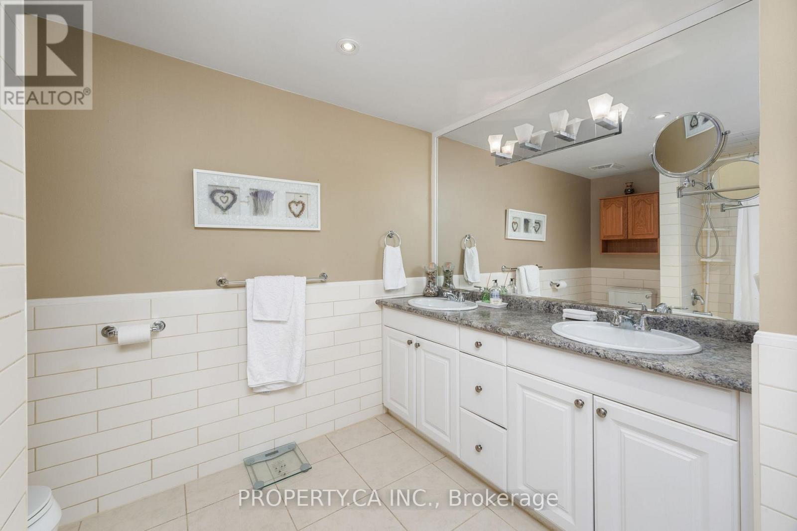 109 Lisa Crescent, Vaughan, Ontario  L4J 2N2 - Photo 24 - N12488190