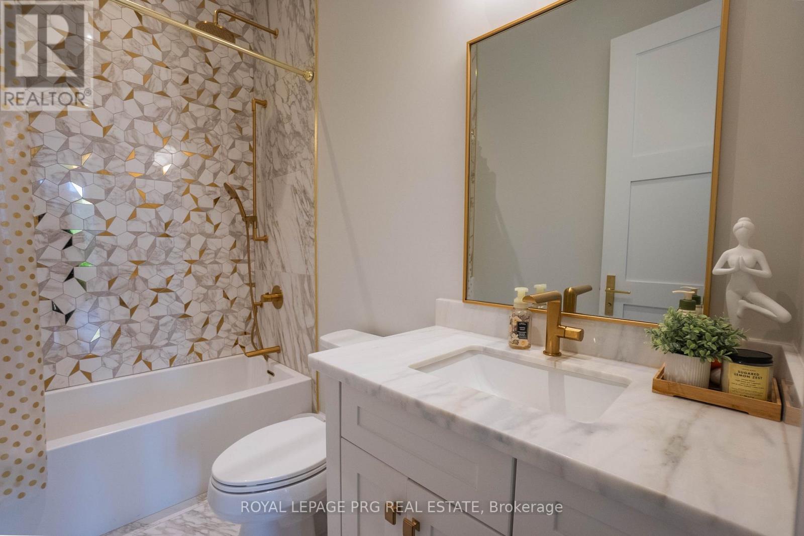 12 Hollywood Crescent, King (Nobleton), Ontario  L0G 1N0 - Photo 34 - N12488306