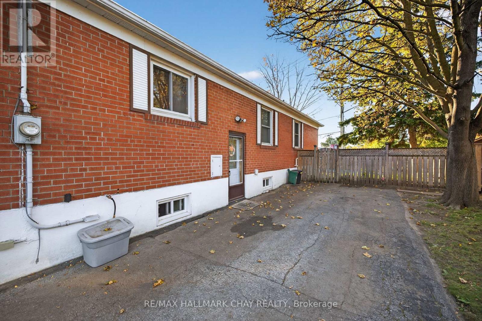 225 Elka Drive, Richmond Hill, Ontario  L4C 3A2 - Photo 32 - N12488324