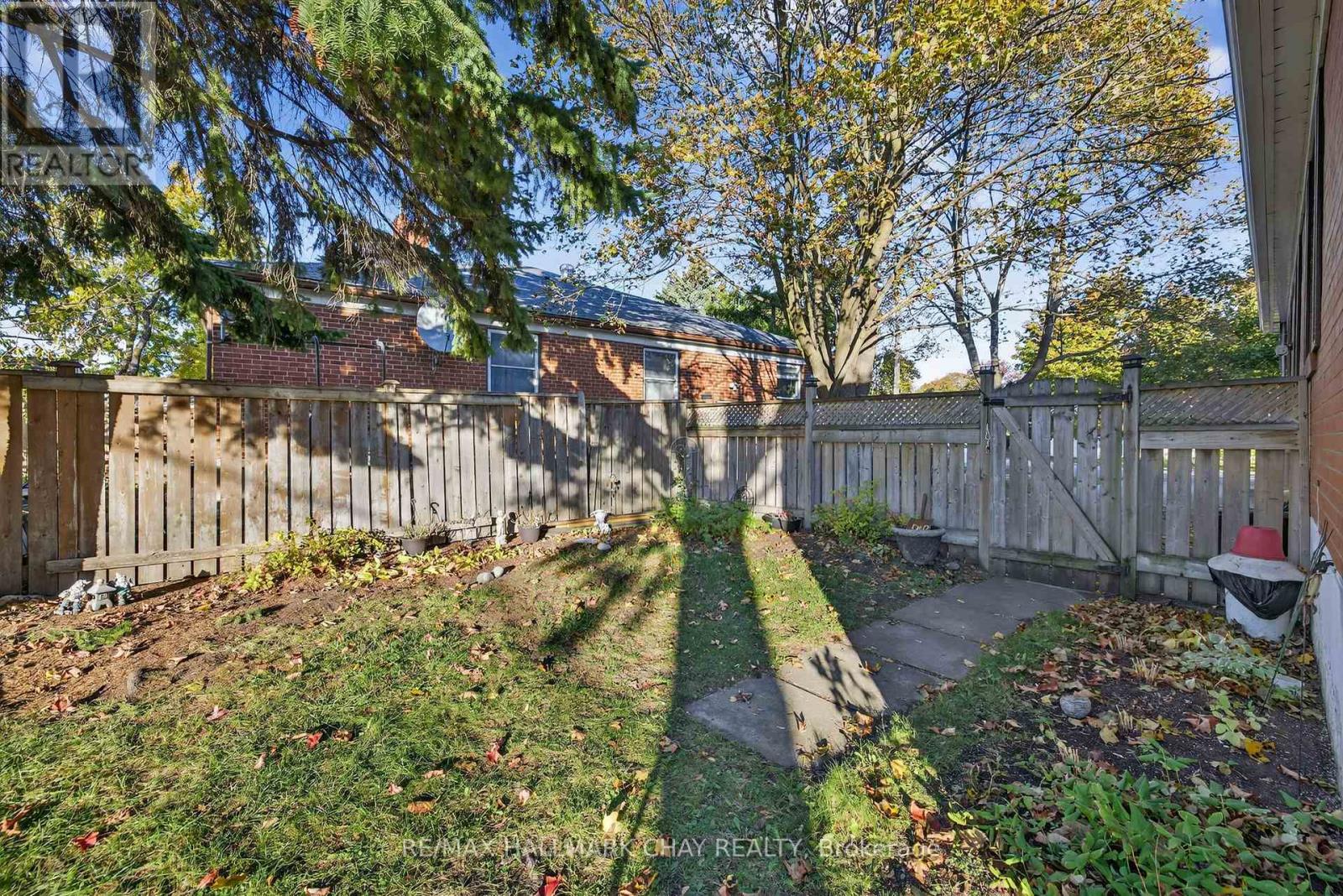 225 Elka Drive, Richmond Hill, Ontario  L4C 3A2 - Photo 36 - N12488324