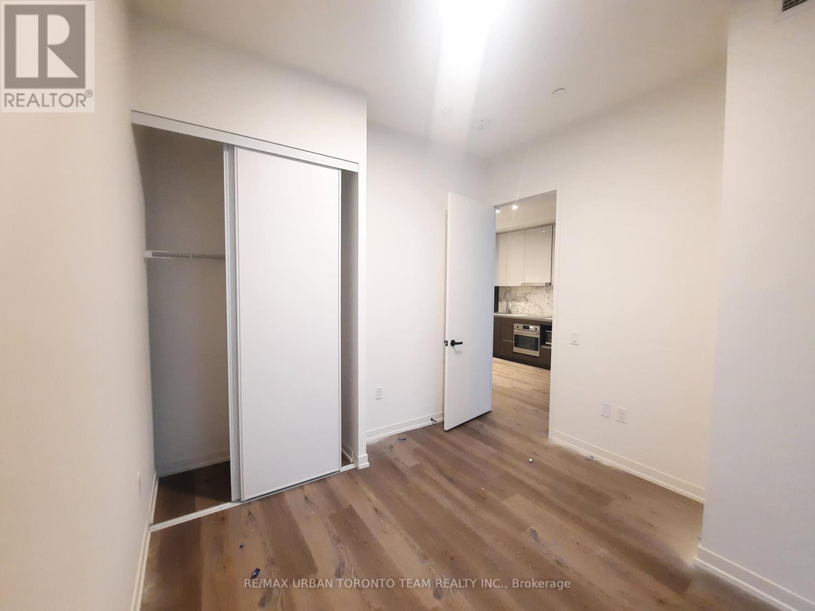 Ph111 - 28 Interchange Way, Vaughan, Ontario  L4K 0P8 - Photo 7 - N12488342