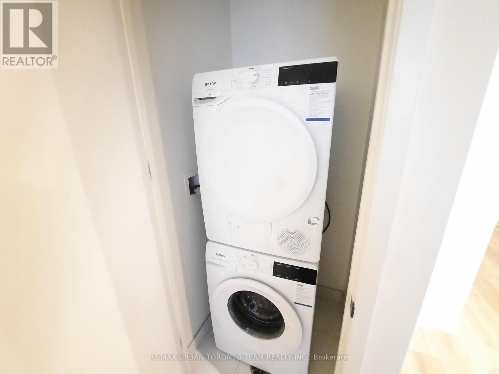 Ph111 - 28 Interchange Way, Vaughan, Ontario  L4K 0P8 - Photo 8 - N12488342