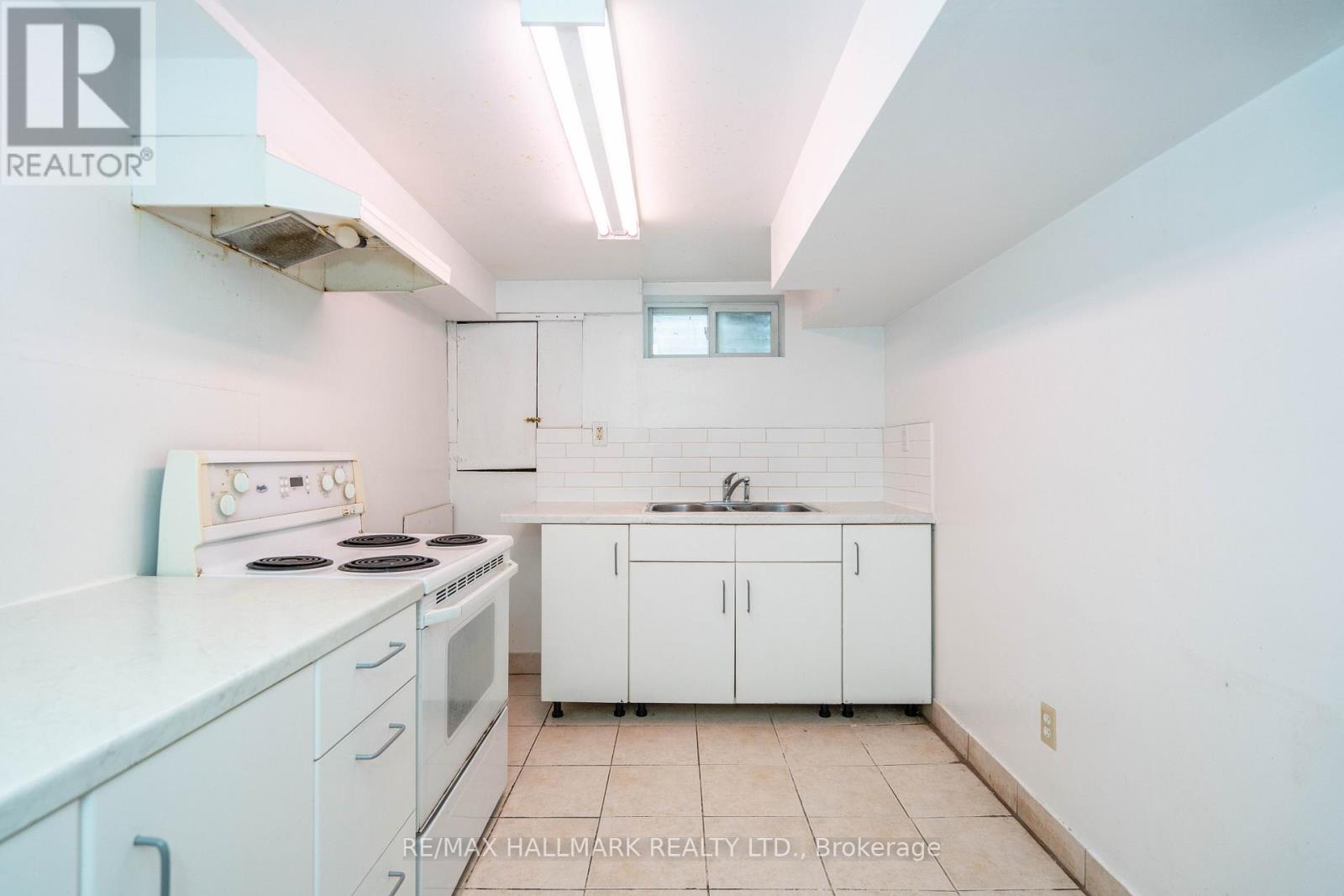 104 Highland Park Boulevard, Markham, Ontario  L3T 1B7 - Photo 27 - N12488352