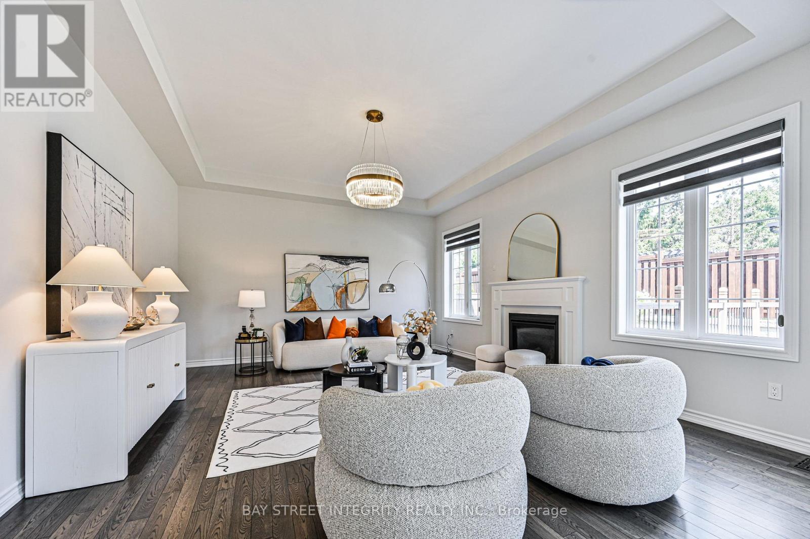 123 Mitchell Place, Newmarket, Ontario  L3Y 0E2 - Photo 10 - N12488418