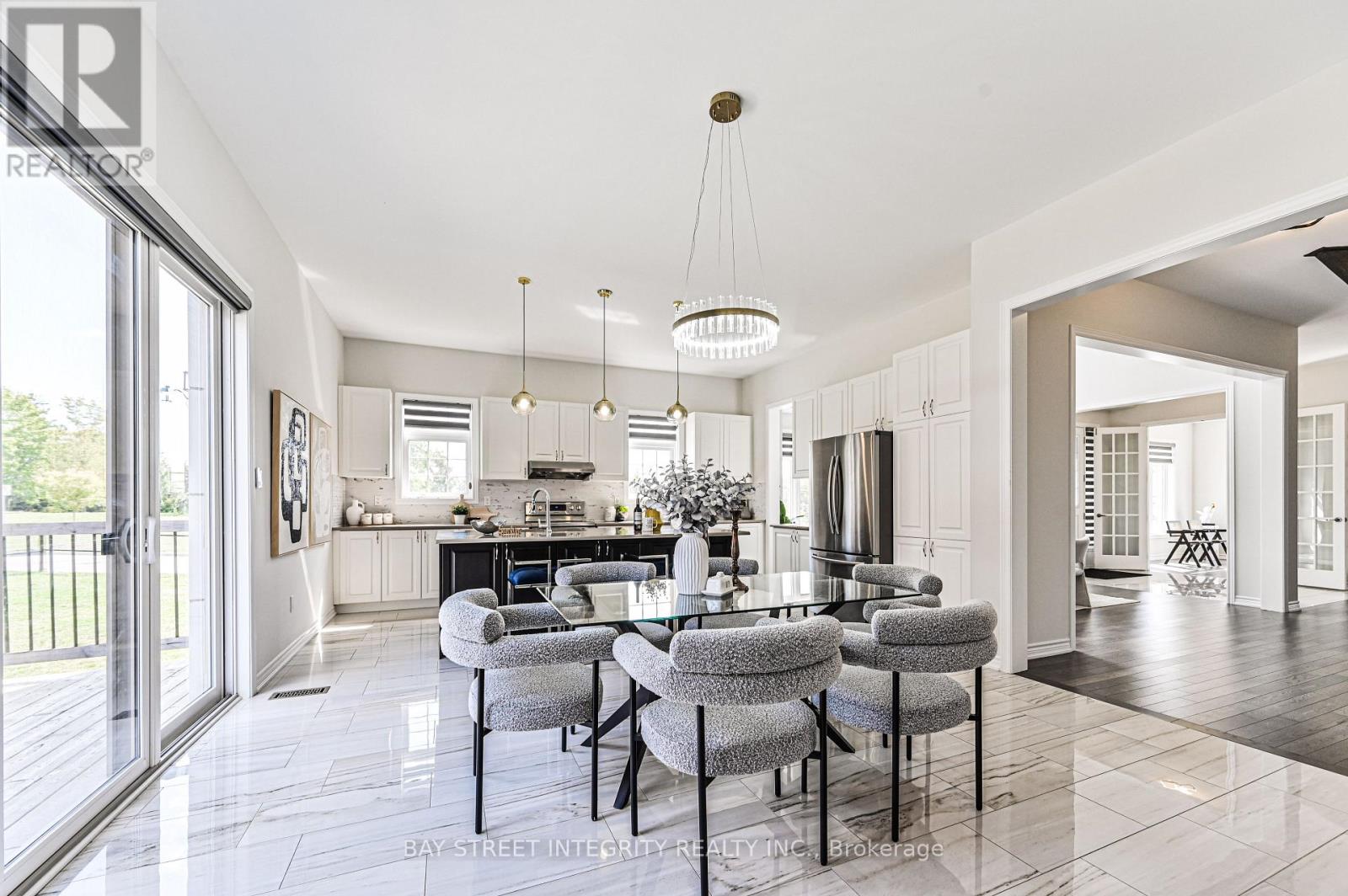 123 Mitchell Place, Newmarket, Ontario  L3Y 0E2 - Photo 14 - N12488418