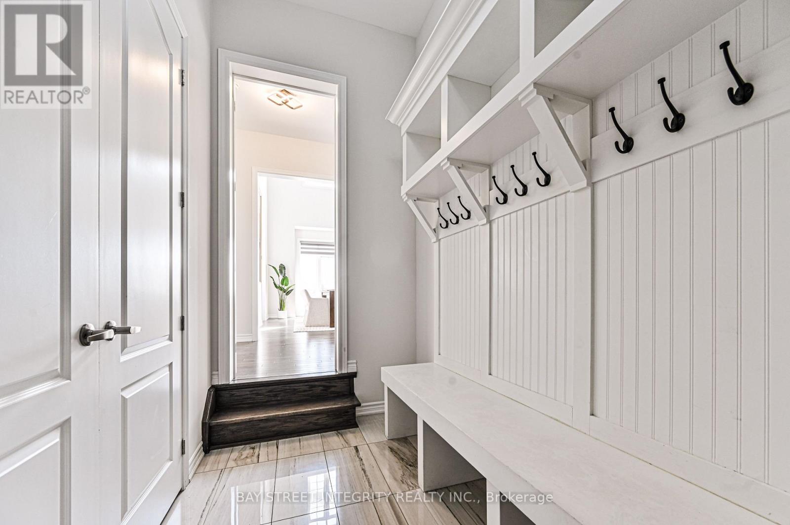 123 Mitchell Place, Newmarket, Ontario  L3Y 0E2 - Photo 19 - N12488418