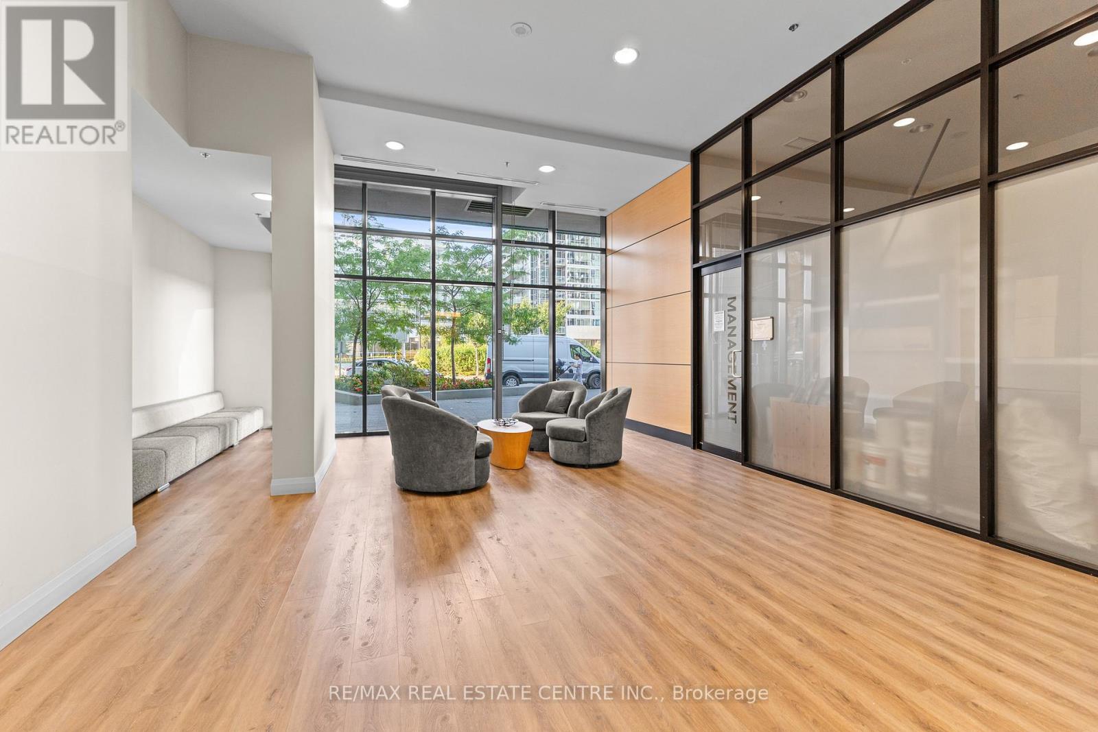 3004 - 2910 Highway 7 Road W, Vaughan, Ontario  L4K 0H8 - Photo 5 - N12488442