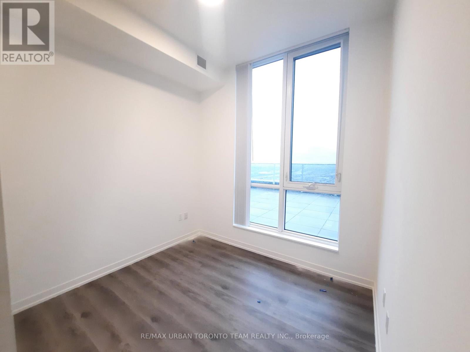 Ph109 - 28 Interchange Way, Vaughan, Ontario  L4K 0P8 - Photo 11 - N12488472