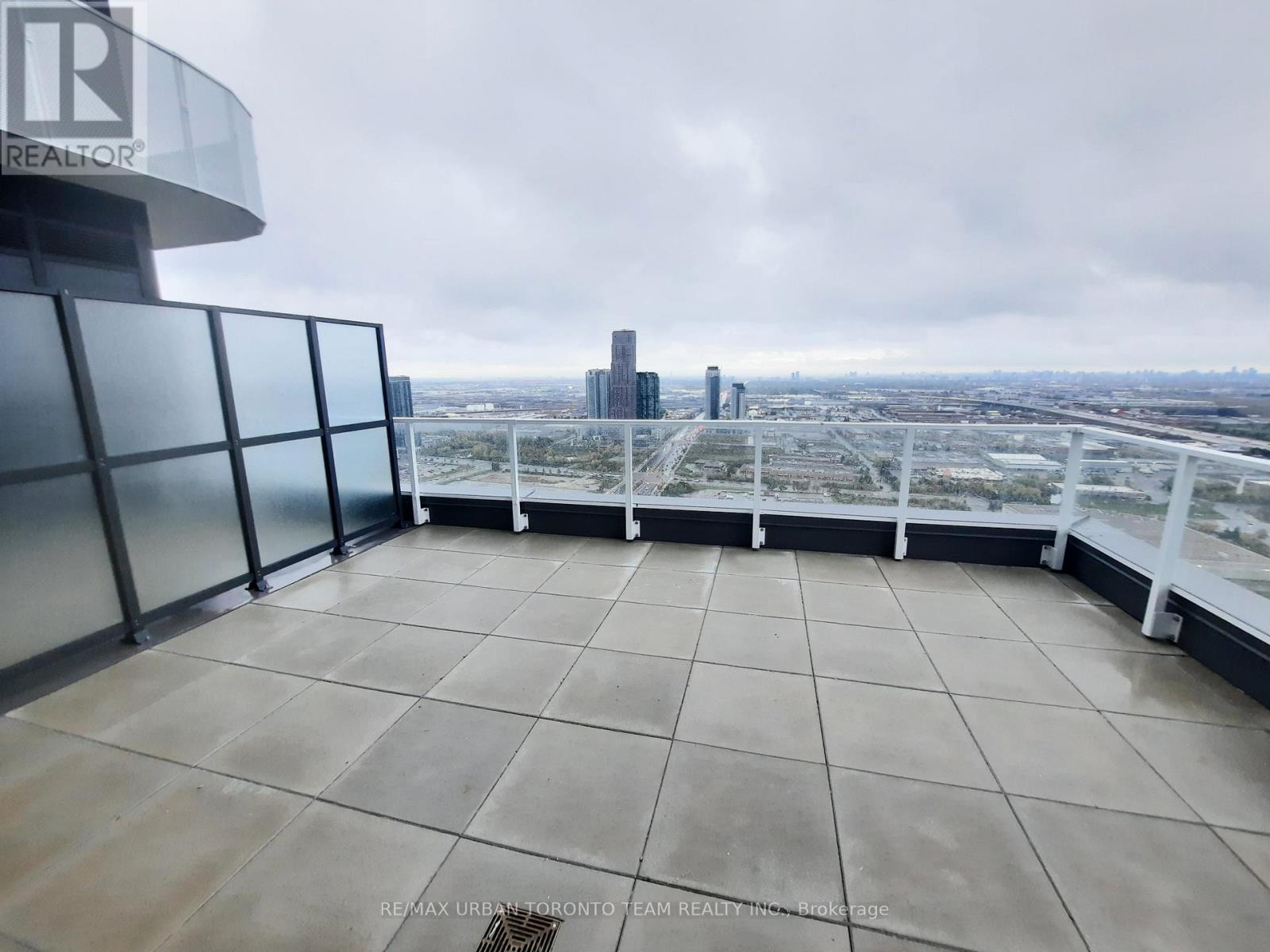 Ph109 - 28 Interchange Way, Vaughan, Ontario  L4K 0P8 - Photo 7 - N12488472