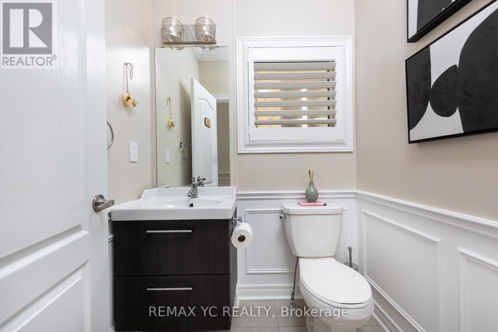 101 Oberfrick Avenue, Vaughan, Ontario  L6A 0N9 - Photo 22 - N12488614