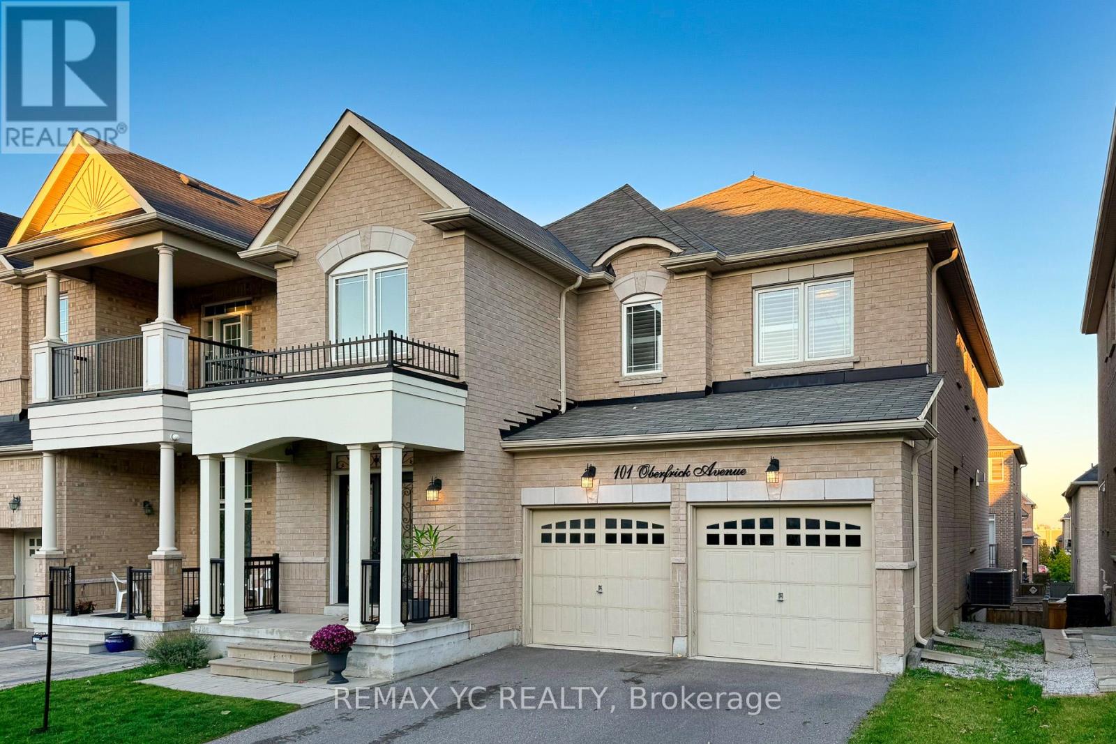 101 Oberfrick Avenue, Vaughan, Ontario  L6A 0N9 - Photo 3 - N12488614