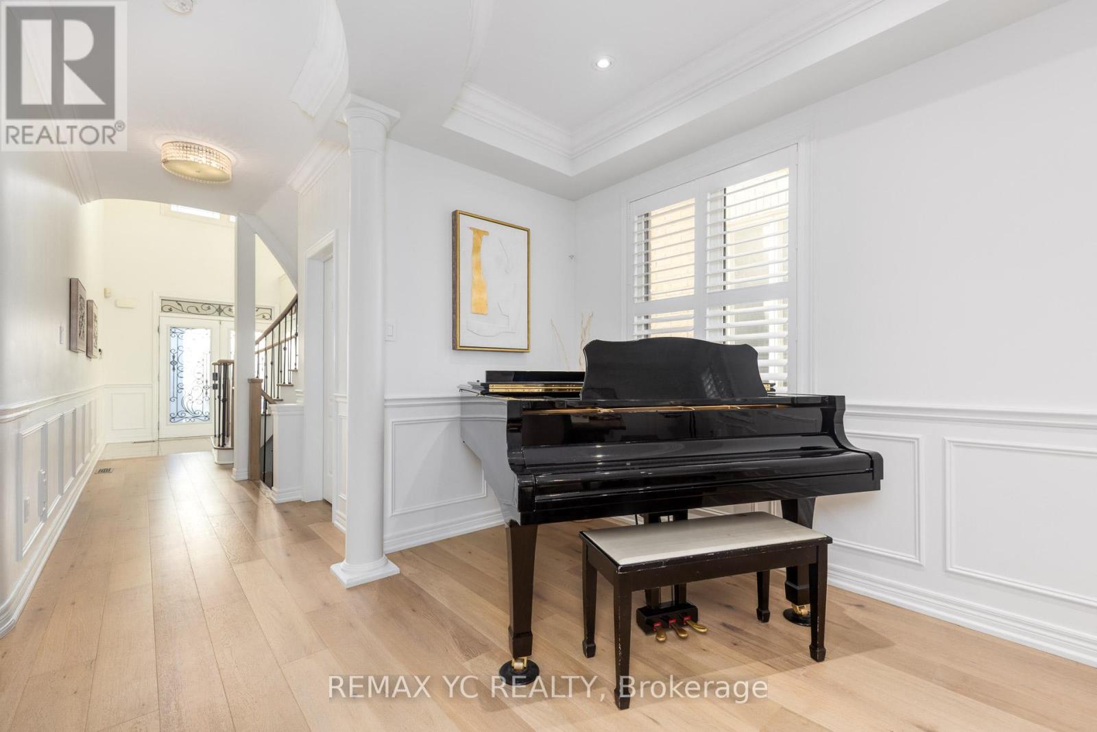 101 Oberfrick Avenue, Vaughan, Ontario  L6A 0N9 - Photo 7 - N12488614