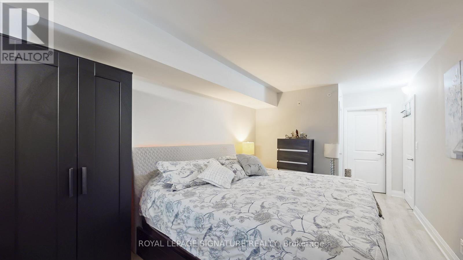 105 - 12 Woodstream Boulevard, Vaughan, Ontario  L4L 8C3 - Photo 15 - N12488632