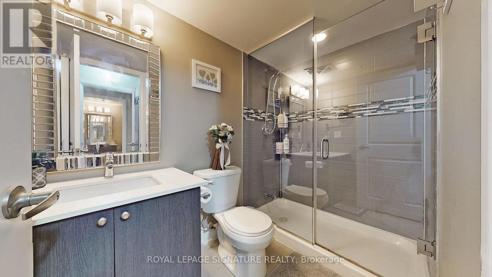 105 - 12 Woodstream Boulevard, Vaughan, Ontario  L4L 8C3 - Photo 16 - N12488632