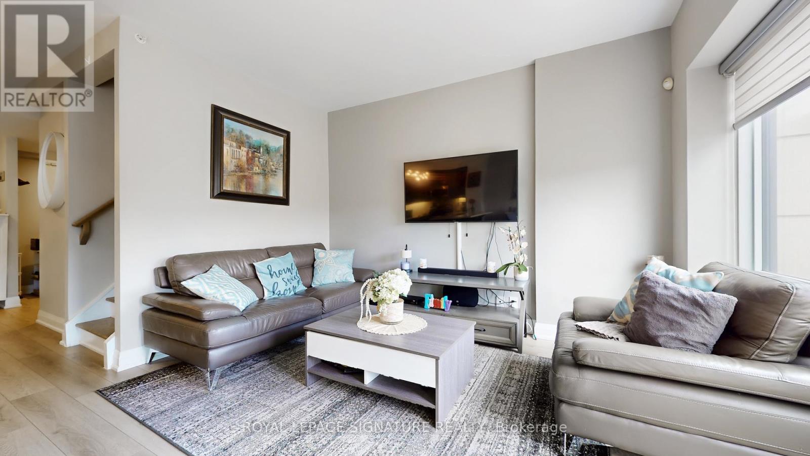 105 - 12 Woodstream Boulevard, Vaughan, Ontario  L4L 8C3 - Photo 9 - N12488632