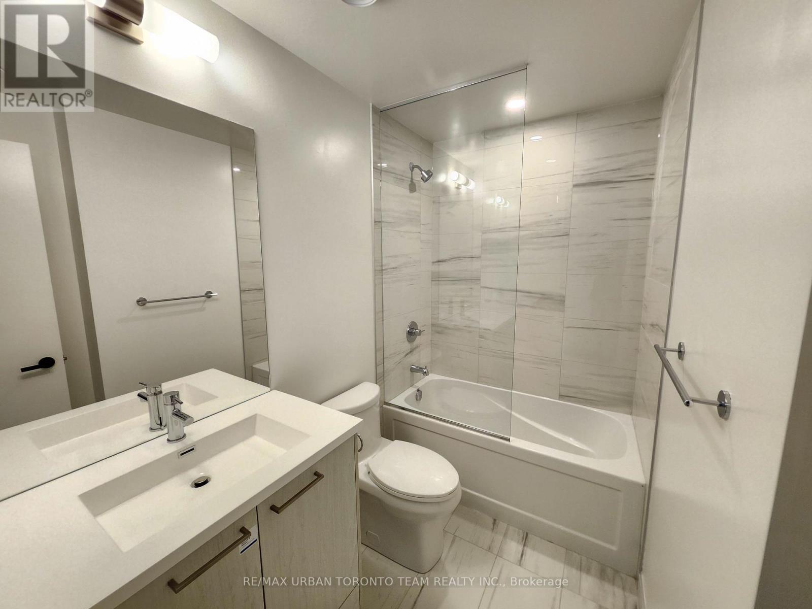 4615 - 28 Interchange Way, Vaughan, Ontario  L4K 0P8 - Photo 8 - N12488692