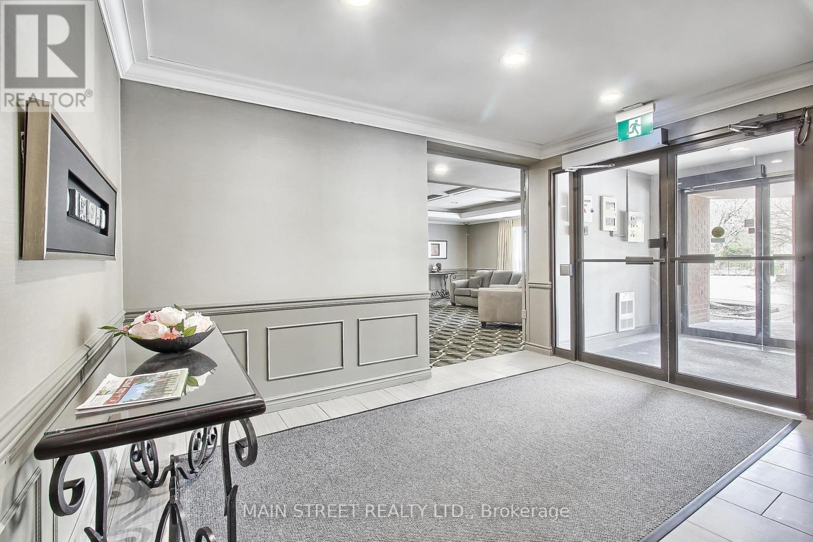 302 - 155 Main Street, Newmarket, Ontario  L3Y 8C2 - Photo 14 - N12488694