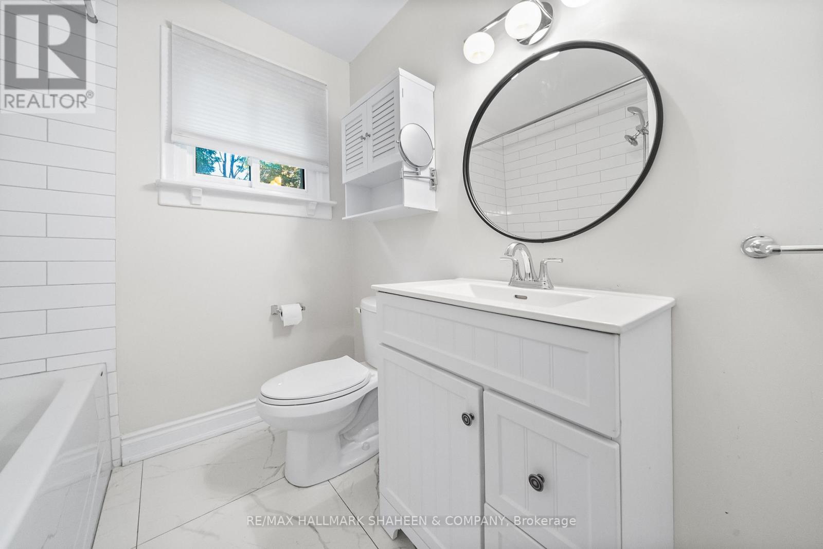 312 Terrace Drive, Georgina, Ontario  L4P 2Y8 - Photo 18 - N12488712