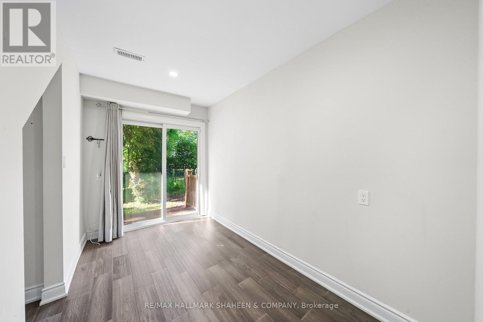 312 Terrace Drive, Georgina, Ontario  L4P 2Y8 - Photo 20 - N12488712