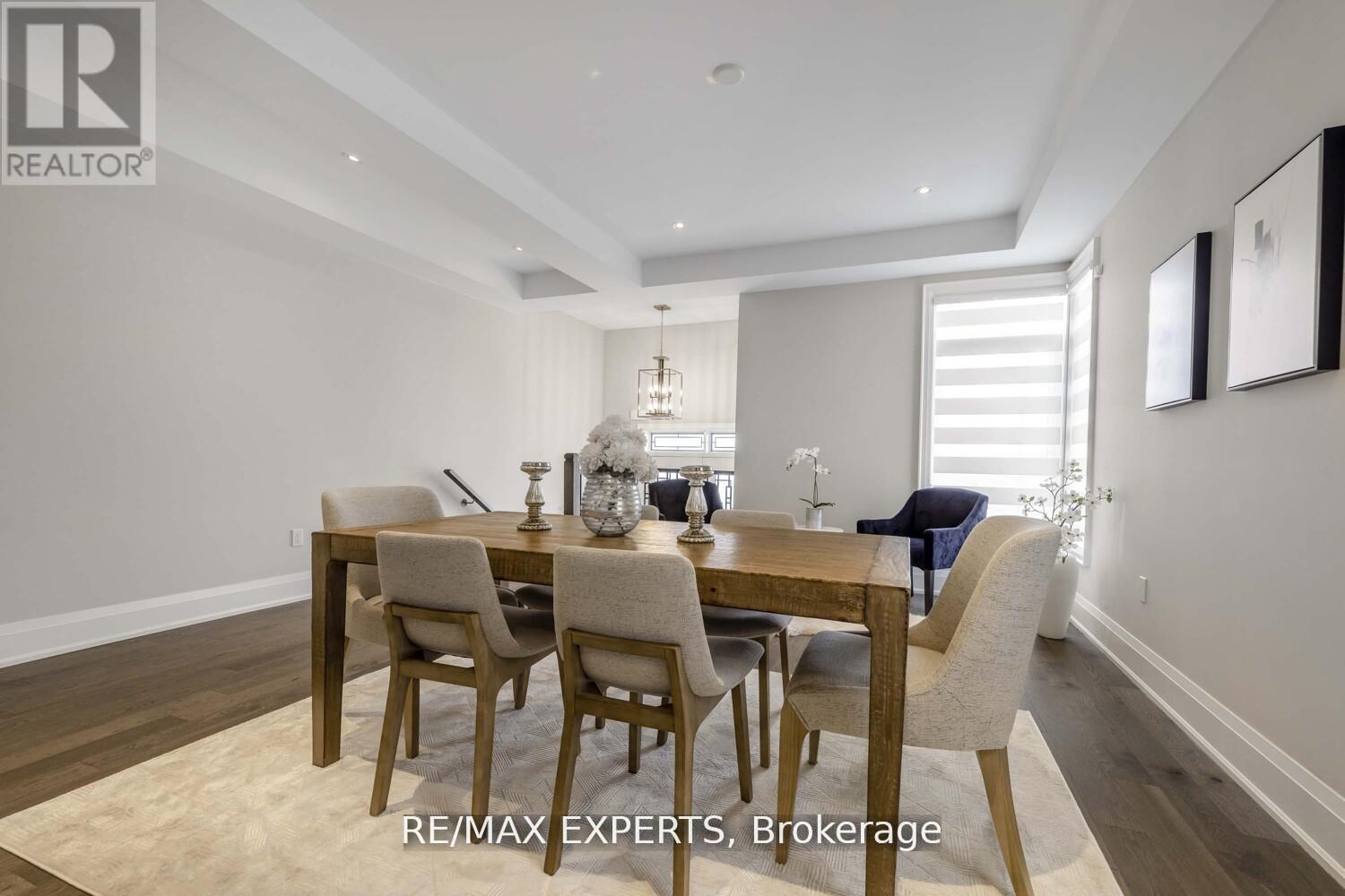 75 Bethpage Crescent, Newmarket, Ontario  L3X 1B8 - Photo 9 - N12488728