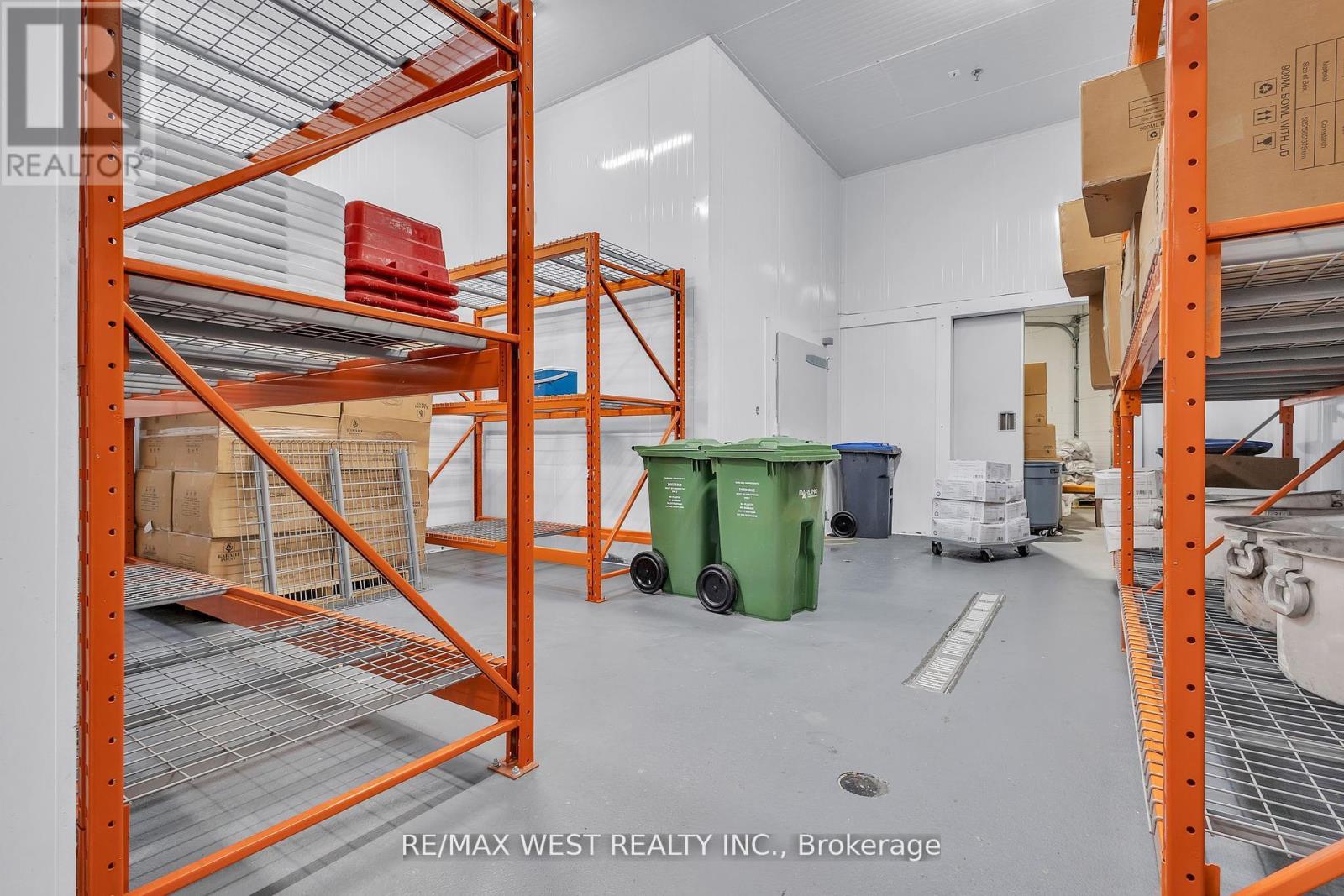 17&18 - 418 Hanlan Road, Vaughan, Ontario  L4L 4Z1 - Photo 28 - N12488754