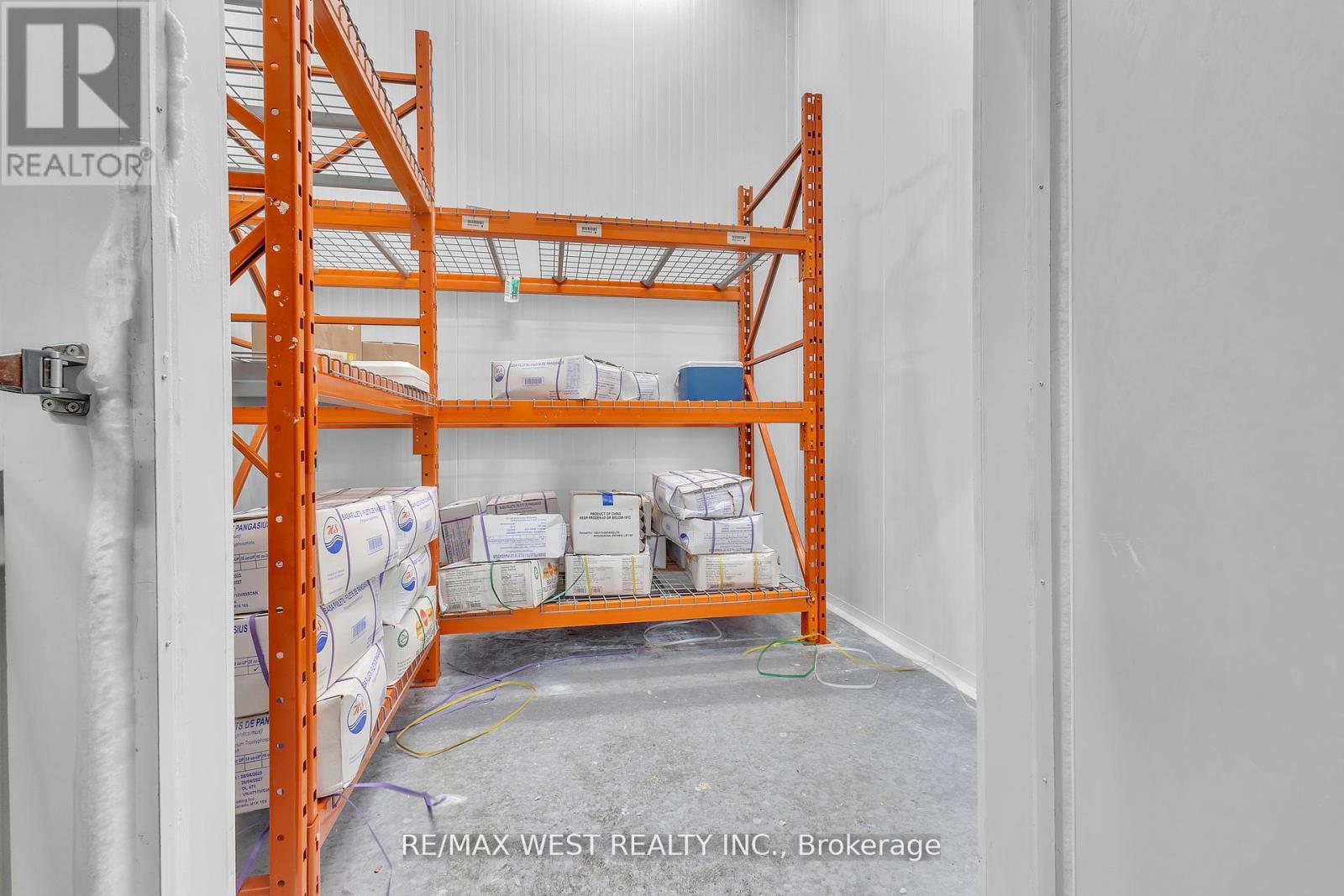 17&18 - 418 Hanlan Road, Vaughan, Ontario  L4L 4Z1 - Photo 29 - N12488754