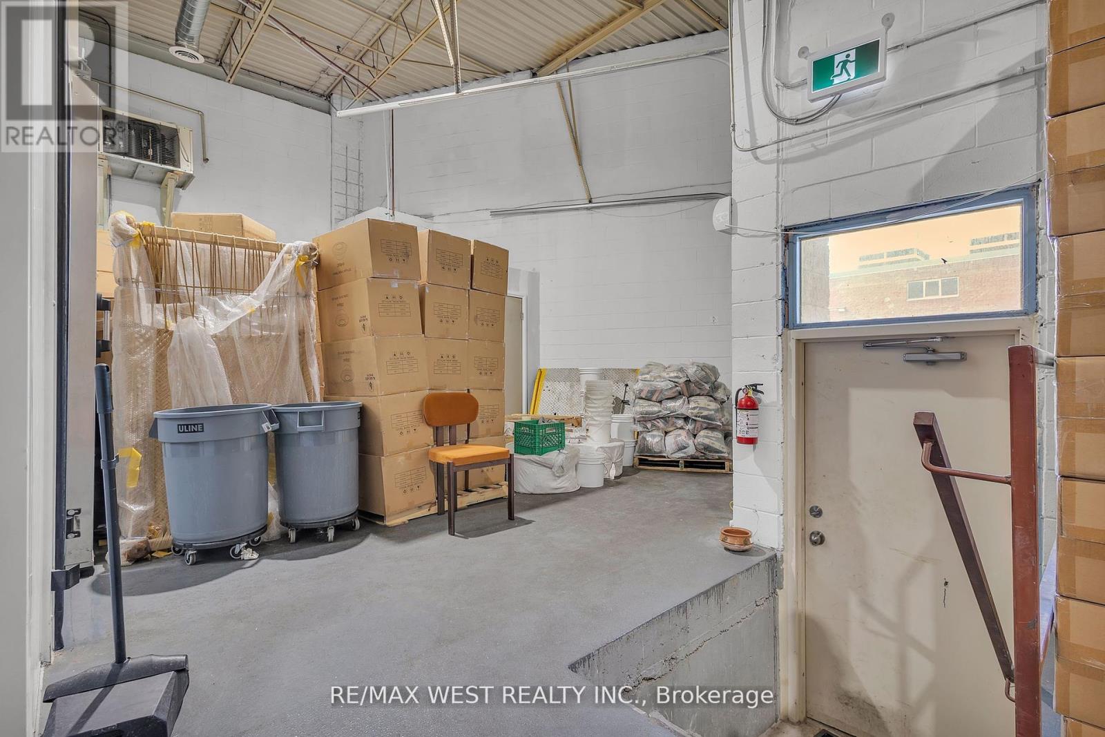 17&18 - 418 Hanlan Road, Vaughan, Ontario  L4L 4Z1 - Photo 31 - N12488754