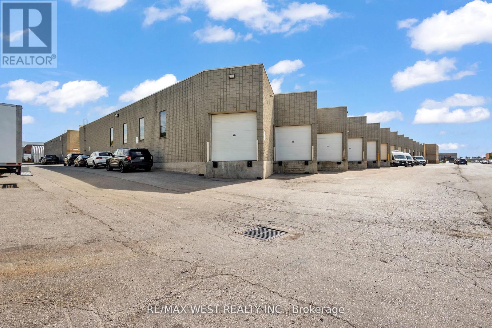 17&18 - 418 Hanlan Road, Vaughan, Ontario  L4L 4Z1 - Photo 6 - N12488754