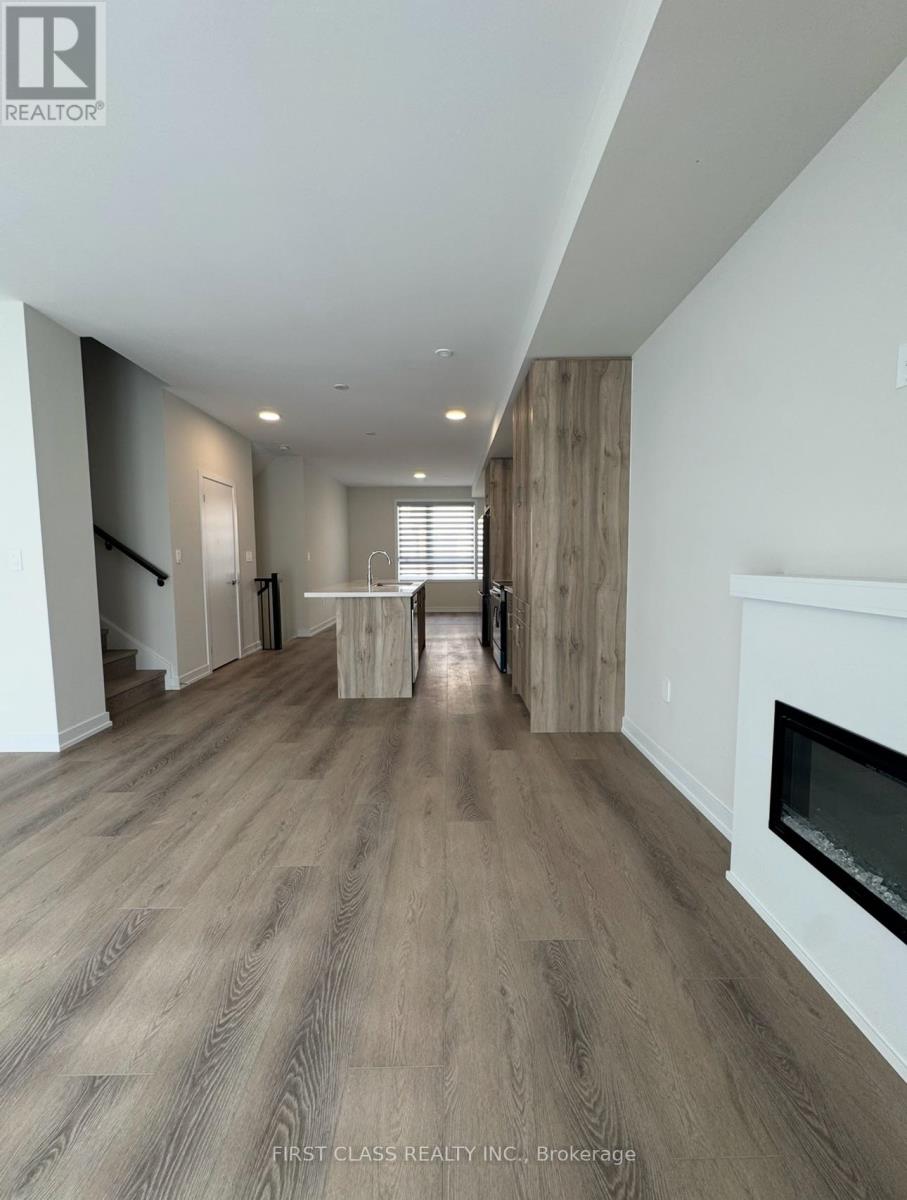 26 Lewis Craigie Lane, Richmond Hill, Ontario  L4B 0J4 - Photo 2 - N12488812